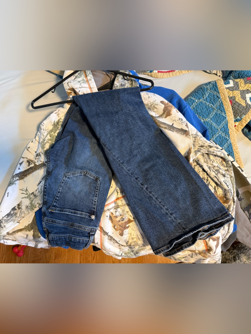7 For All Mankind Dark Blue Denim Jeans - Classic Style